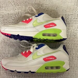 Nike Air Max 90 size 8.5 womens